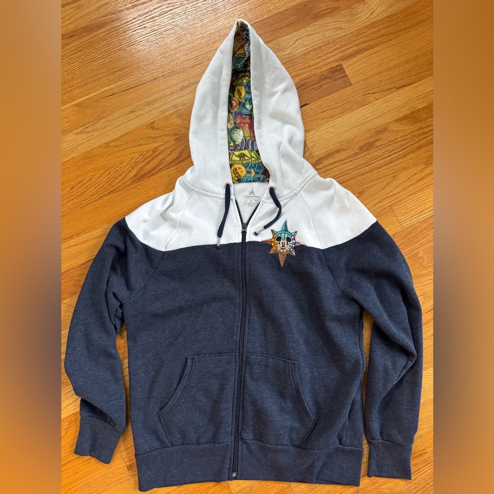 Disney World Four Parks Women’s L zipper hoodie